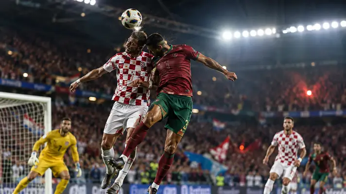 Croatia vs Portugal World Cup 2026 Round of 32 match action as a header beats the goalkeeper in Toronto